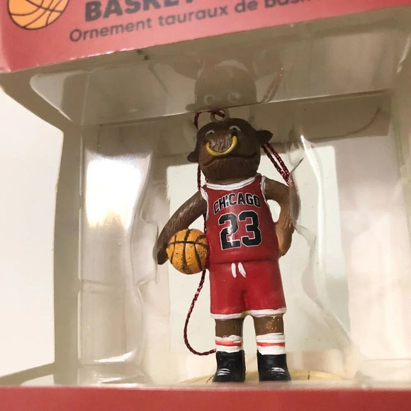 Souvenirs That Dont Suck Basket Bulls Christmas Ornament Basketball Chicago - Picture 16 of 16